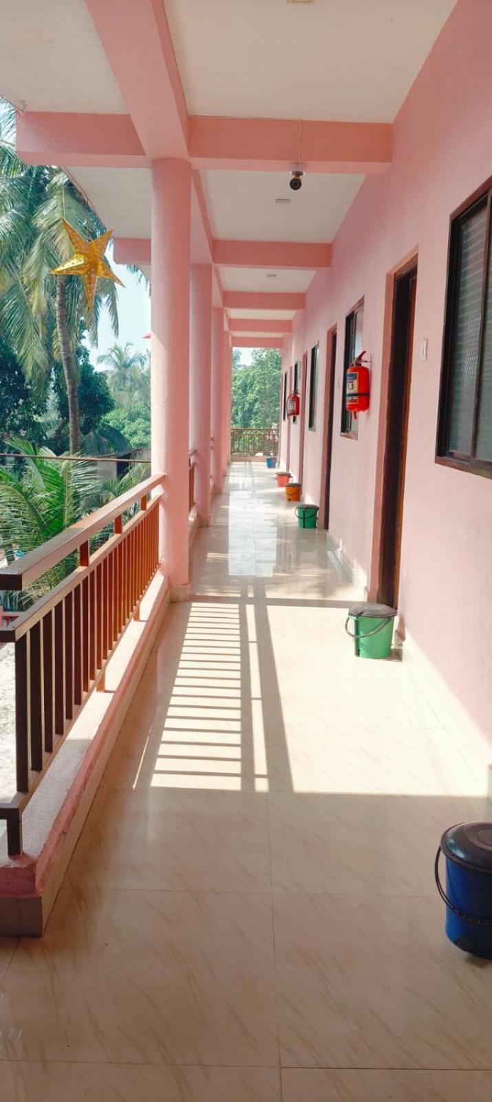 Esther Guest House Calangute Exterior foto